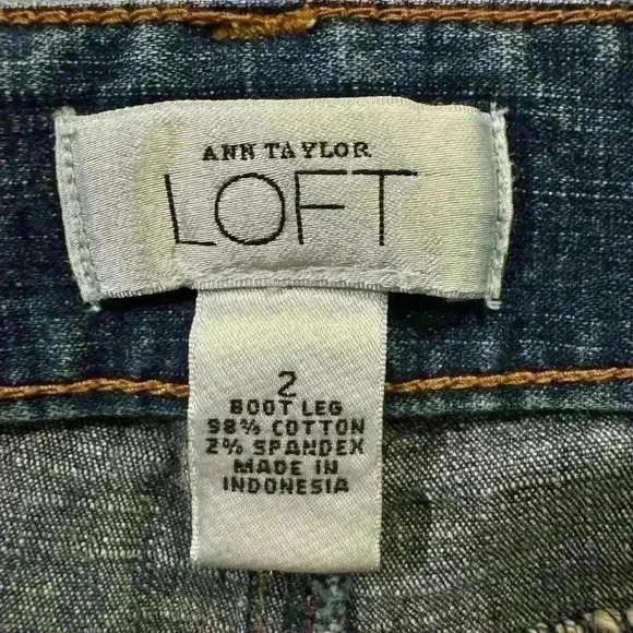 Women’s Loft Boot Leg Jeans - Picture 2 of 6